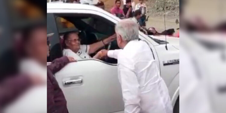 AMLO cuenta cómo recibió carta de madre de El Chapo