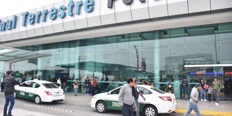 ¿Vacaciones de Semana Santa? Fechas para obtener el 50% de descuento en autobuses