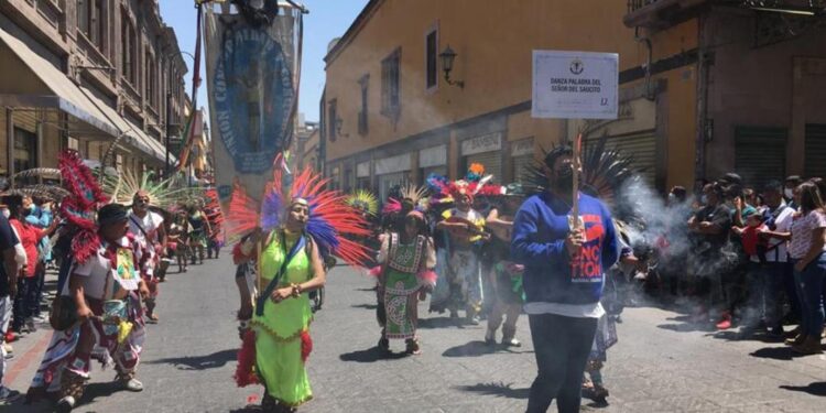 Danzantes del Saucito, una ofrenda de fe que vive en la capital potosina