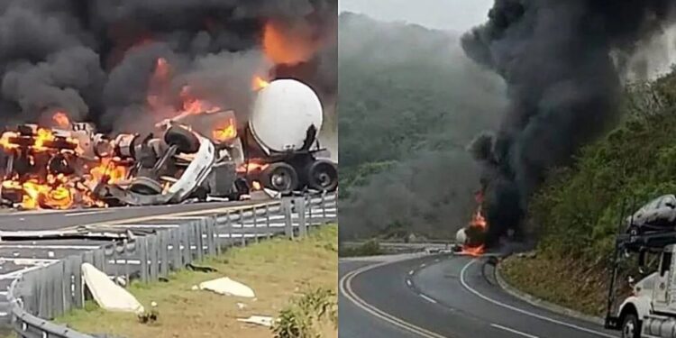 Se incendia pipa cargada de combustible tras choque con camión en autopista de SLP