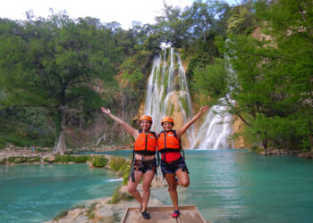 Cascada de Minas Viejas, un paraje escondido que forma parte de la Ruta Turquesa en SLP