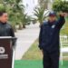 Con botas y traje azul, adolescente cumple sueño de ser policía por un día en Soledad