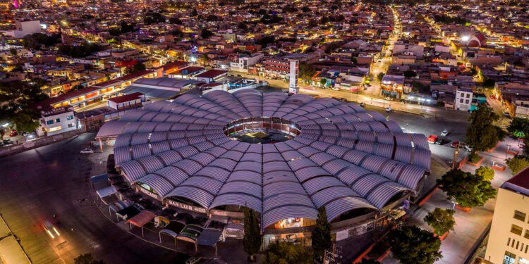 Domingo parcialmente nublado en SLP