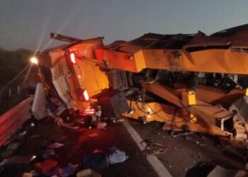 Un muerto y un herido, saldo de un accidente en la supercarretera a Rioverde