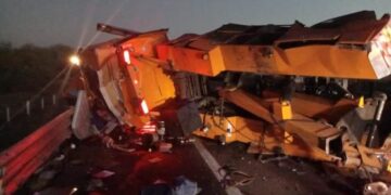 Un muerto y un herido, saldo de un accidente en la supercarretera a Rioverde