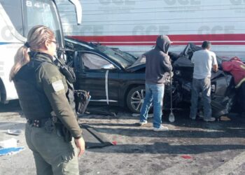 VIDEOS: Accidente múltiple con consecuencias fatales, esta mañana en la en carretera 57 en el tramo a Matehuala