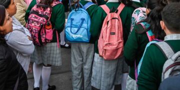 En SLP las niñas pueden utilizar pantalón de uniforme