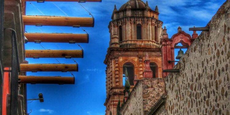 Martes parcialmente nublado pero caluroso en SLP