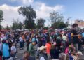 Fieles viven la Pasión de Cristo en el Barrio de San Juan de Guadalupe