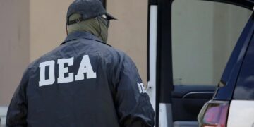 DEA perseguirá a funcionarios corruptos que ayuden al narco en México