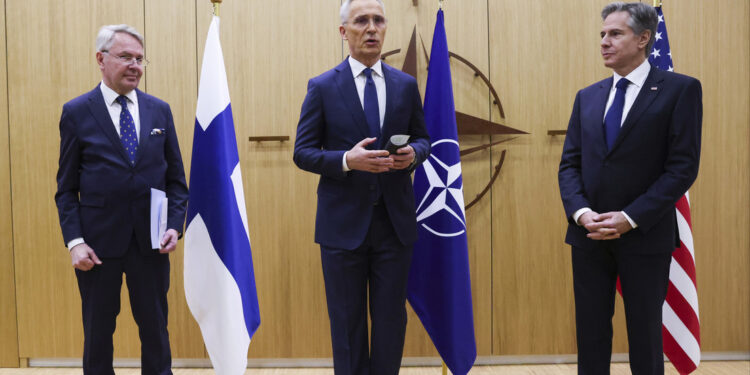 Finlandia se une a la OTAN ¿posible respuesta de Rusia?
