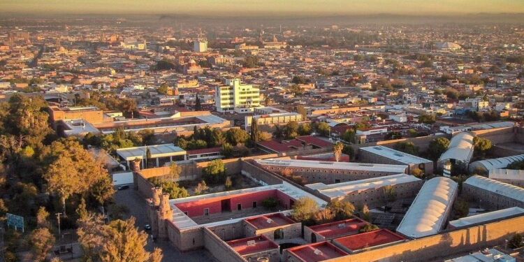Viernes mayormente soleado en SLP