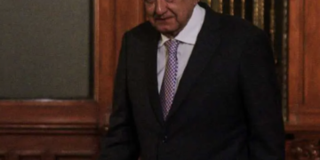 López Obrador está “en aislamiento y bajo tratamiento médico” tras dar positivo a covid-19