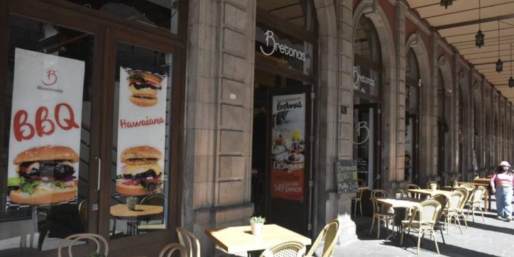 Restauranteros anuncian que trabajan en una aplicación para hacer reservaciones en SLP