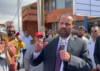 La SCT revocará de 21 concesiones de taxis