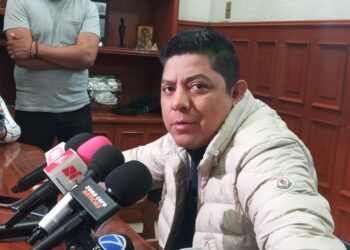 VIDEO: Detienen a director de la Policía Municipal de Matehuala: Ricardo Gallardo