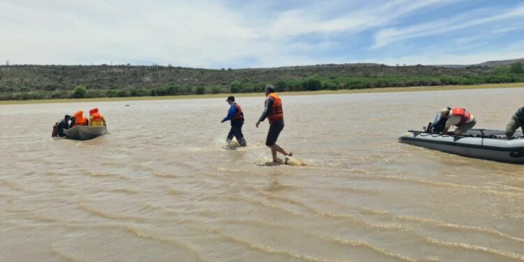 Rescatan cuerpo sin vida en presa de Santa María del Río