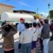 Vecinos bloquean en Calle Simón Díaz por falta de agua