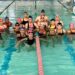 Invitan a clases de natación en la alberca López Portillo