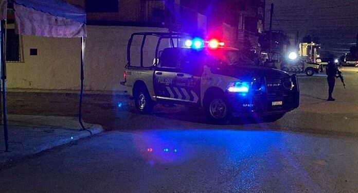 A tiros, asesinan a joven en Los Magueyes
