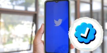 Adiós, palomita de verificación: Twitter se la quita a famosos que no pagaron suscripción