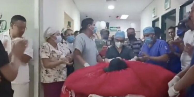 Salió a cenar con su novio, pero una bala perdida la alcanzó: quinceañera donó sus órganos y salvó a 5 personas
