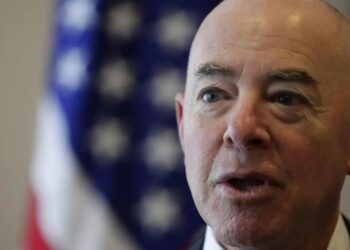 Estados Unidos usará Inteligencia Artificial para combatir el tráfico de fentanilo