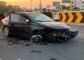 MG choca contra asta bandera y queda destrozado