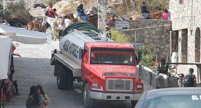 Hoteles de Real de Catorce reciben a turistas sin agua
