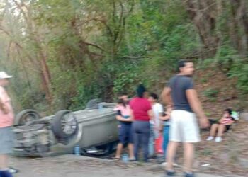 Se accidentan turistas al pasear en la Huasteca