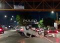 Solo daños por choque y volcadura en Av. Salvador Nava