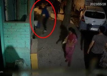 Asesinato de una joven en plena calle y ante decenas de personas en la India