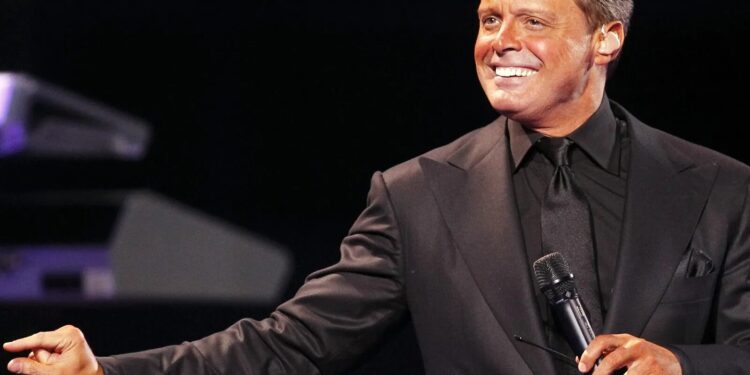 Mañana se regalaran los primeros mil boletos para Luis Miguel; así puedes llevarte unos