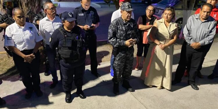 Comisario Juan Antonio Villa encabezó reunión con vecinos de Balcones del Valle
