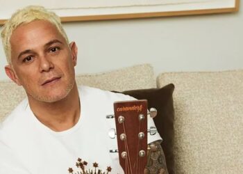 Alejandro Sanz alarma a sus  seguidores: “No estoy bien, estoy triste y cansado”