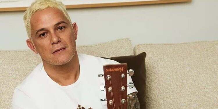 Alejandro Sanz alarma a sus seguidores: “No estoy bien, estoy triste y cansado”