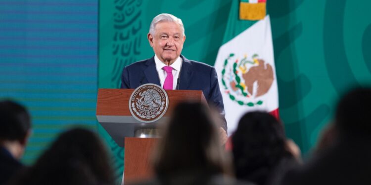 YouTube suspende cuenta de Cepropie, encargada de transmitir mañaneras de AMLO