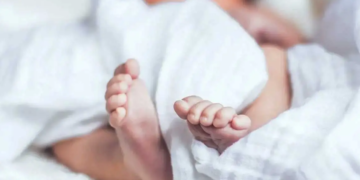 Madre denuncia a hospital por decapitar a su bebé durante el parto