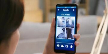 ¿Te espían? Esta app de tu teléfono lleva años grabando tus conversaciones