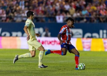 América superior al Atlético de San Luis, gana 3 a 1