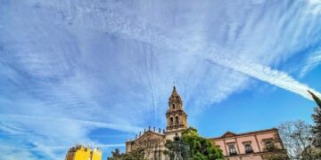 Lunes con tormentas dispersas en la capital potosina