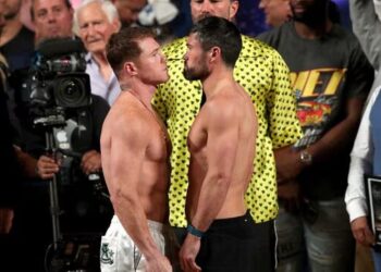 Canelo Álvarez vs John Ryder: horario, TV y dónde ver la pelea en directo hoy