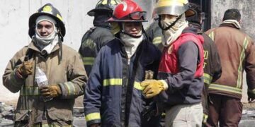 Bomberos perdieron un tercio del personal