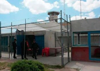 Contratan a una polémica empresa para alimentar reos de 5 Centros Penitenciarios