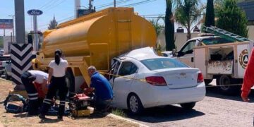 Estudiante del Cobach 26 muere al chocar con una pipa