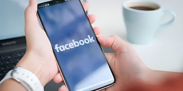 Oficial: Facebook sí envió solicitudes de amistad automáticas a perfiles que visitaste