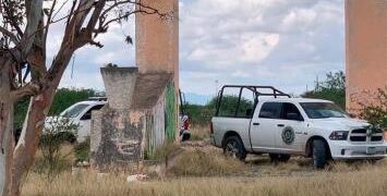 Hallan cuerpos de dos hombres asesinados