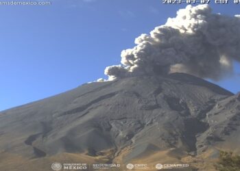 En 40 municipios suspenden clases por alerta volcánica