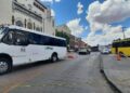 Camión arrolla y mata a un adulto mayor a un costado de la Alameda Juan Sarabia