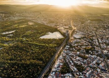 Lunes mayormente soleado en la capital potosina